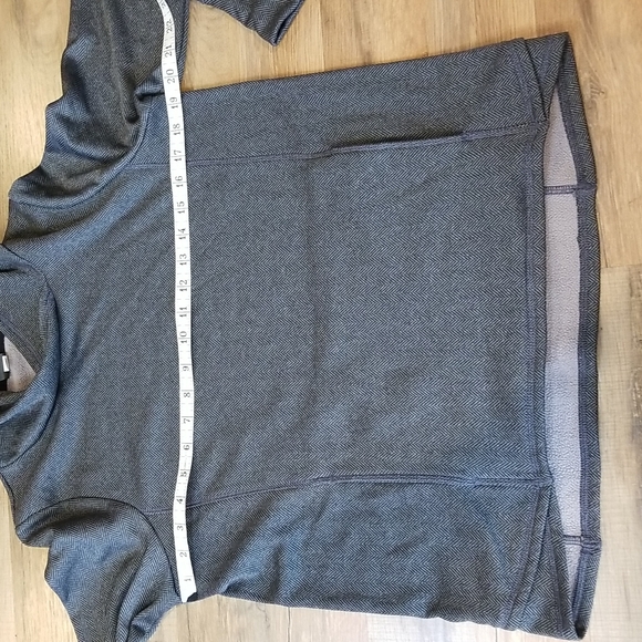 CHAMPION Black White Pullover Hoodie Sweatshirt with Kangaroo Pocket - Picture 7 of 11